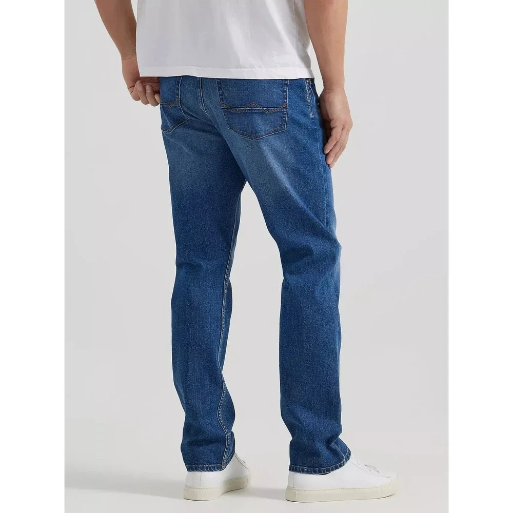 NEW Wrangler Jeans Mens 32x34 Premium Athletic Fit, Halifax‎ Wash